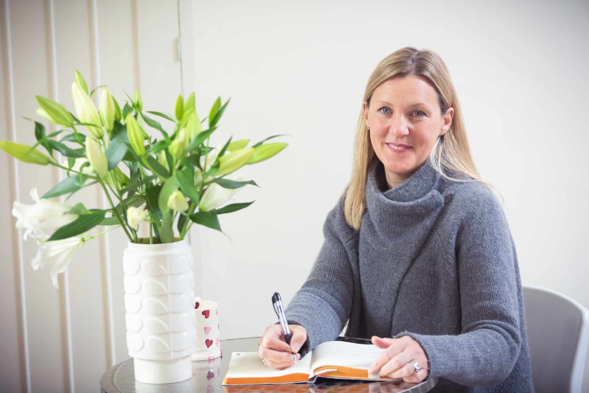 About 1 At work office small table 011